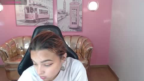 Snapshot of mia_foster_t chatting on November 2025 12:40:02 PM Mia online show from November 2025 12:40:02 PM