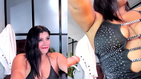 Snapshot of mia_hotwife chatting on January 2025 01:58:01 PM Mia.... Nice to meet you thumb up me please its important online show from January 2025 01:58:01 PM
