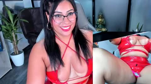 Snapshot of mia_hotwife chatting on February 2025 04:26:01 PM Mia.... Nice to meet you thumb up me please its important online show from February 2025 04:26:01 PM