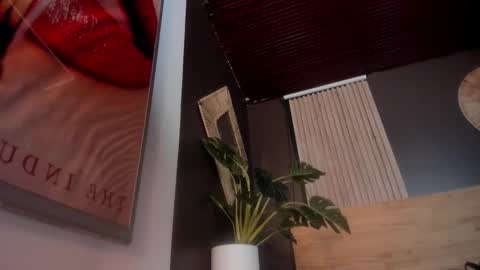 Val  online show from September 2025 11:14:01 AM