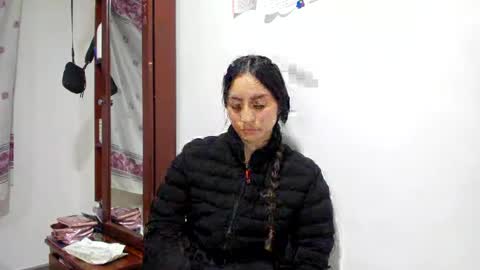 mia kaneee online show from January 2025 03:00:02 AM