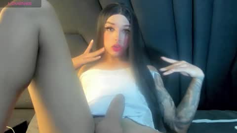 Mia3 online show from February 2025 12:52:01 AM