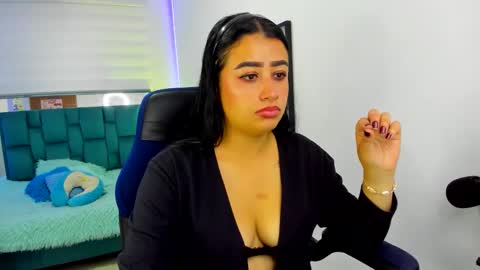 mia_mills777 online show from September 2025 11:22:02 AM