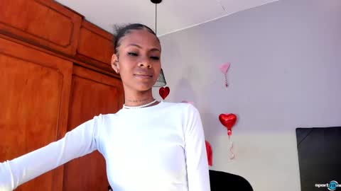 Mia online show from February 2025 02:41:01 PM