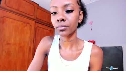 Mia online show from February 2025 02:31:02 PM