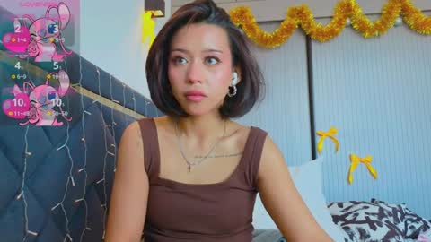 Mia online show from January 2025 04:23:01 AM