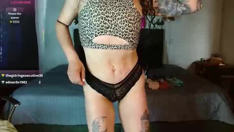 Snapshot of mia_velvet1 chatting on October 2025 03:20:01 PM MIA online show from October 2025 03:20:01 PM