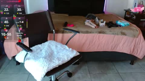 Snapshot of mia_velvet1 chatting on November 2025 02:16:02 PM MIA online show from November 2025 02:16:02 PM