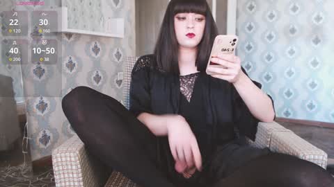 mia_wallase online show from December 2024 05:46:01 PM