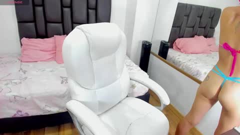 Snapshot of miaa_sofiaa chatting on January 2025 03:43:01 PM mia sofia online show from January 2025 03:43:01 PM