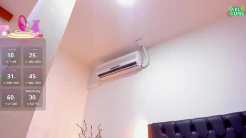 Snapshot of miaa_sofiaa chatting on October 2025 07:26:02 PM mia sofia online show from October 2025 07:26:02 PM