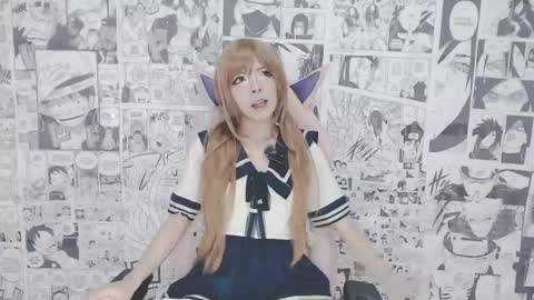 Mia online show from September 2025 12:55:01 AM
