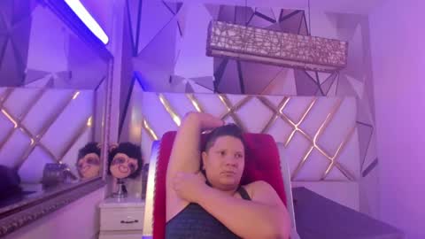   online show from February 2025 01:57:02 AM