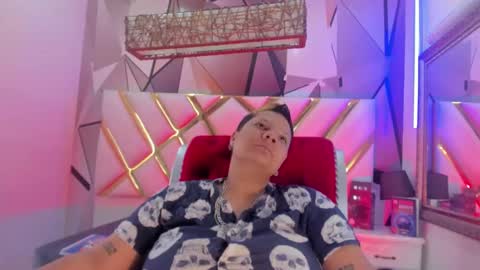   online show from March 2025 01:47:01 PM