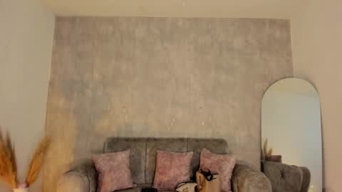 miacooper online show from February 2025 12:28:01 PM