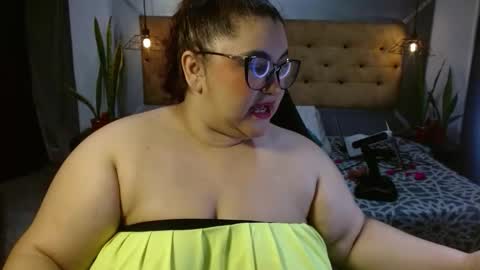 miacurvylovel online show from September 2025 03:17:01 AM