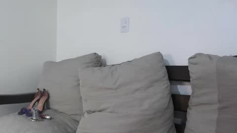 Ms Mia  Owner Of  Your Mind online show from October 2025 10:38:01 PM