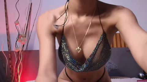 Snapshot of miahertz chatting on November 2025 11:32:02 AM miahertz online show from November 2025 11:32:02 AM