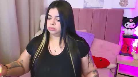 Miah Joness online show from October 2025 01:38:01 AM