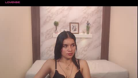 mialux5 online show from October 2025 01:19:01 PM