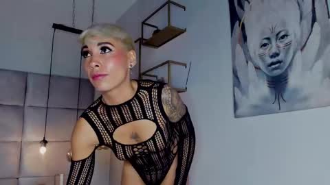 Mia Morgann online show from December 2024 03:06:01 PM