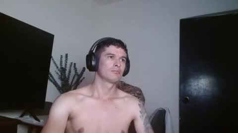 Snapshot of miaou_miaou chatting on February 2025 03:53:01 AM miaou_miaou online show from February 2025 03:53:01 AM