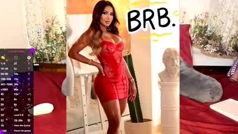 Mia  online show from December 2025 12:53:01 AM