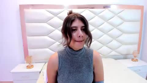 Sweetie Mia online show from February 2025 12:25:02 PM