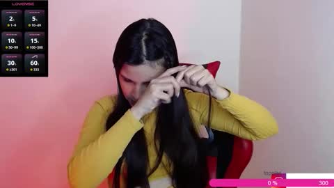 miarobinn_ online show from October 2025 12:19:01 PM