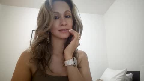 miasiren online show from September 2025 02:17:02 PM