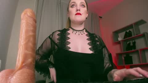 Lana online show from January 2025 05:53:02 AM