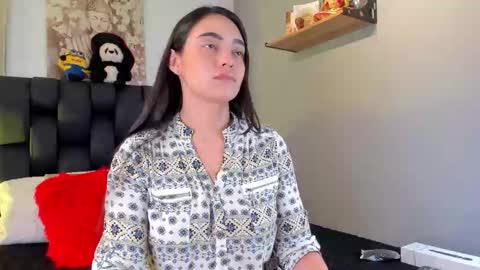 miavelvet1 online show from November 2025 03:28:02 AM