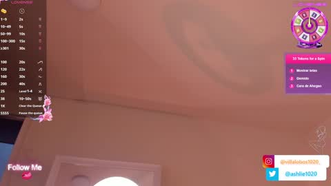 Mia Villalobos online show from December 2024 07:59:02 PM