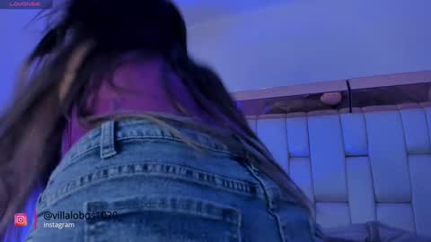 Mia Villalobos online show from December 2024 07:41:02 PM