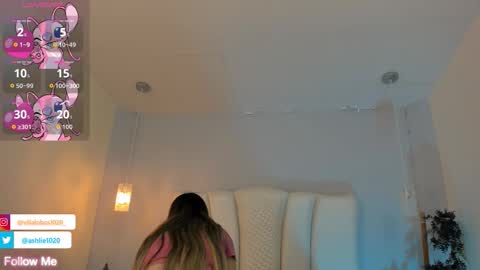 Snapshot of miavillalobos_ chatting on October 2025 12:02:02 PM Mia Villalobos online show from October 2025 12:02:02 PM