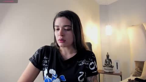 Snapshot of miavillalobos_ chatting on October 2025 11:52:01 AM Mia Villalobos online show from October 2025 11:52:01 AM