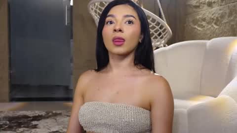 mia online show from March 2025 06:13:02 AM