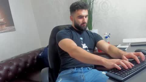 Snapshot of micahlane chatting on October 2025 05:33:02 AM MicahLane online show from October 2025 05:33:02 AM