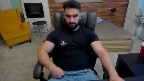 Snapshot of micahlane chatting on November 2025 05:40:01 AM MicahLane online show from November 2025 05:40:01 AM