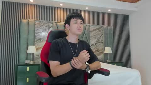 Snapshot of michaeel_blue chatting on October 2025 01:31:02 PM Michael online show from October 2025 01:31:02 PM