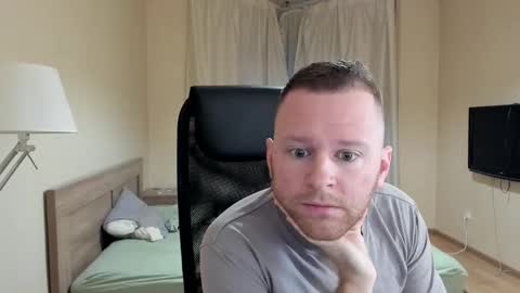 Snapshot of michael_birkin chatting on October 2025 04:00:02 AM Michael Birkin online show from October 2025 04:00:02 AM