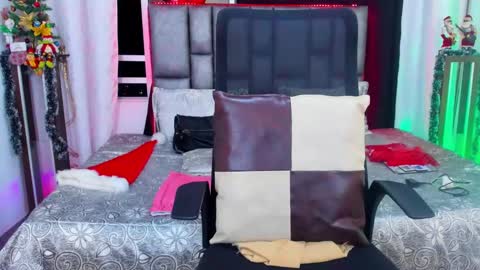 Michael  Contenido explcito online show from December 2024 06:30:02 AM