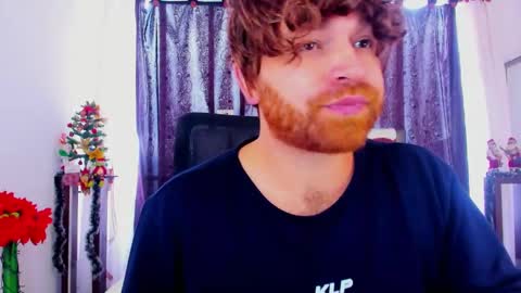 Michael  Contenido explcito online show from December 2024 06:08:01 PM