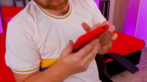 Michael  Contenido explcito online show from September 2025 11:04:02 PM