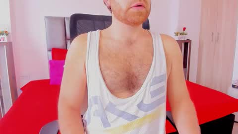 Michael  Contenido explcito online show from September 2025 06:51:02 PM