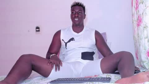 Snapshot of michaell_james chatting on December 2024 10:26:02 PM Michaell online show from December 2024 10:26:02 PM