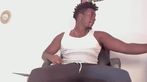 Snapshot of michaell_james chatting on September 2025 07:59:01 PM Michaell online show from September 2025 07:59:01 PM