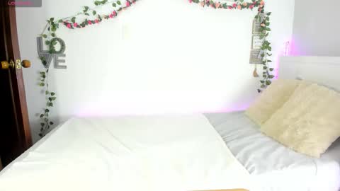 Michell online show from October 2025 12:22:02 AM