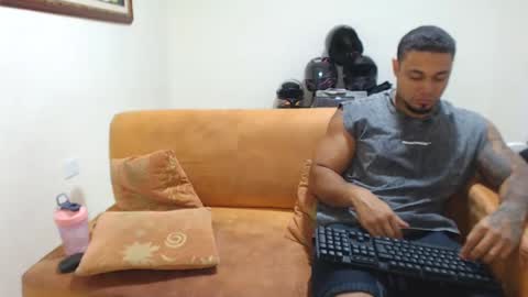 michelle_allen0104 online show from February 2025 03:44:02 AM