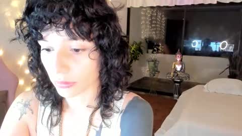 Michelle Ramirez online show from October 2025 04:44:02 AM